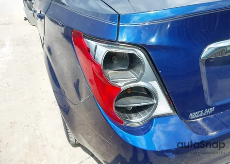 2012 Chevrolet Sonic 2Lt из США, поврежденный, VIN 1G1JC5SB0C4212975